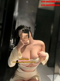 巨乳气质肉肉妹  大美168.G.50.28岁  可全程无套服务尺度颇大