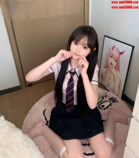 亭安  160 46 C 20歲   誘人的筆直長腿  精緻小臉